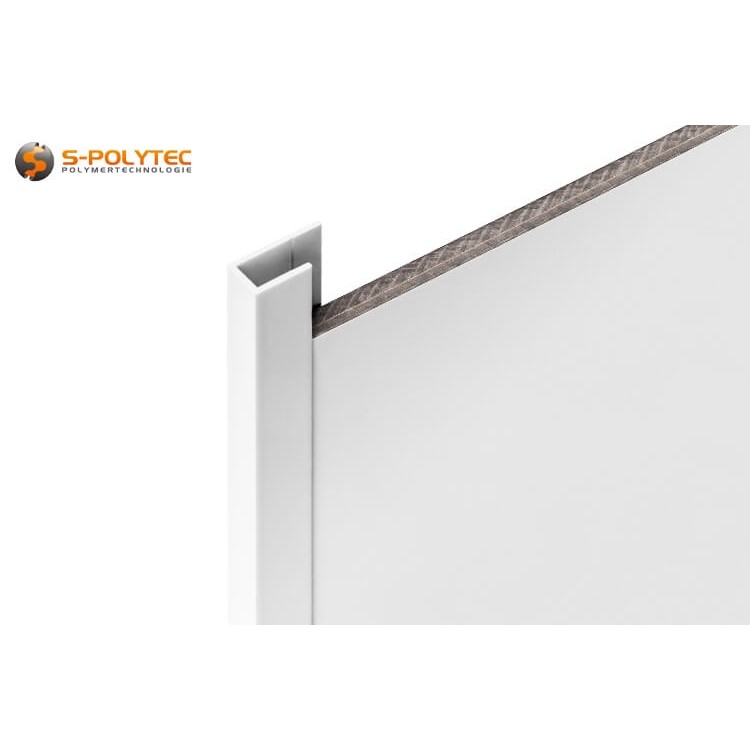 We bieden de aluminium U-profielen in wit voor overlappende randen in een lengte van 2000mm, 1000mm of op maat gezaagd