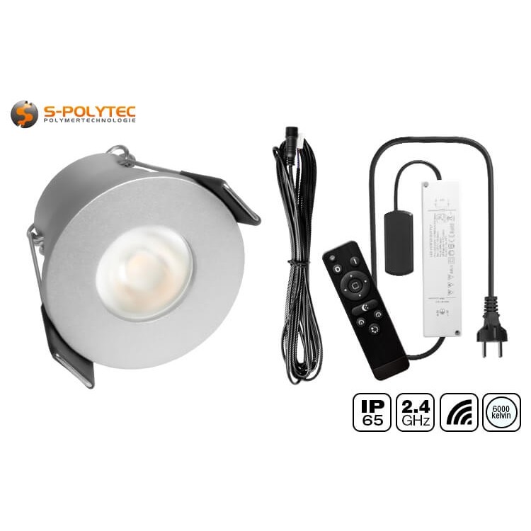 De 12V LED-buitenverlichting in koel wit (6000 Kelvin) is verkrijgbaar als complete set met 4, 6, 8, 10 of 12 spots
