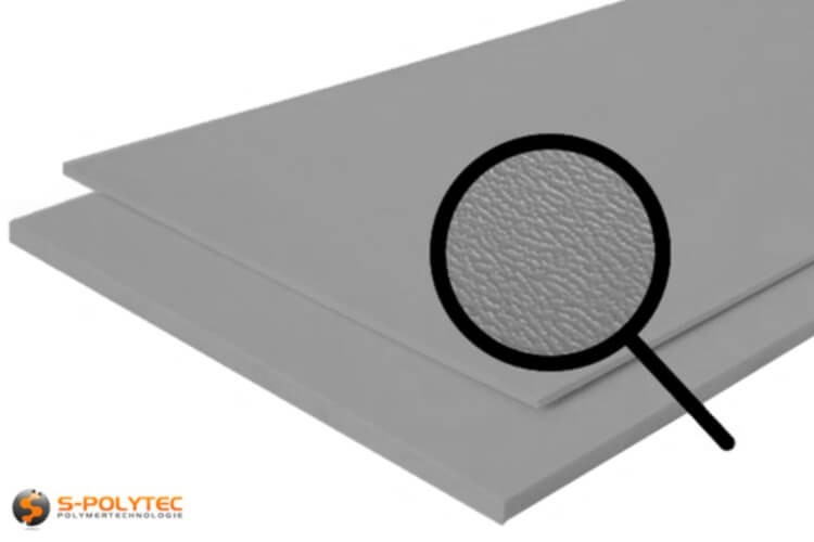 Polyethyleen (PE) platen grijs (soortgelijke RAL 7042) met en nerv 19mm