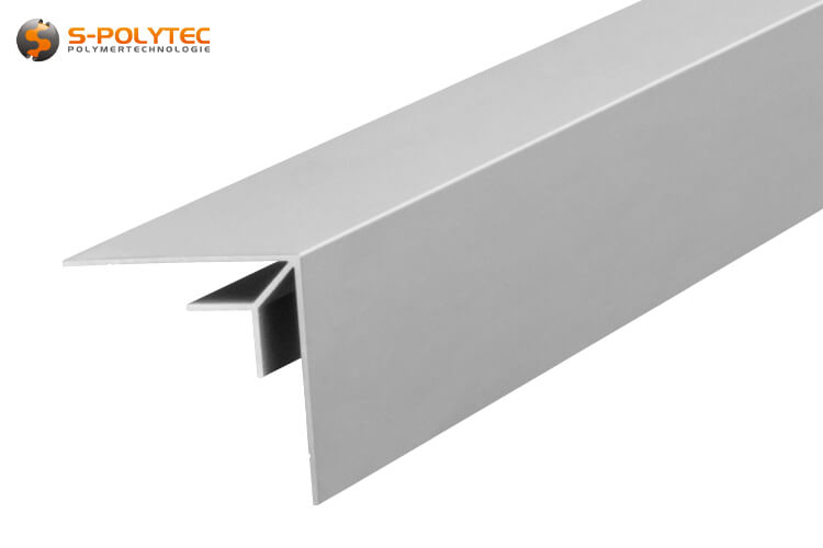 De zilverkleurige geanodiseerde aluminium hoekprofielen voor 90 graden binnenhoeken zijn verkrijgbaar in 2000 mm lengte, 1000 mm lengte of op maat gezaagd.