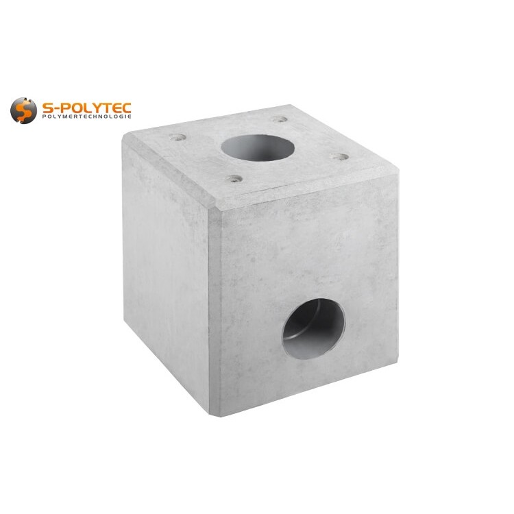 Betonnen basis met afvoer als dragende basis voor onze hoogwaardige terrasoverkappingen