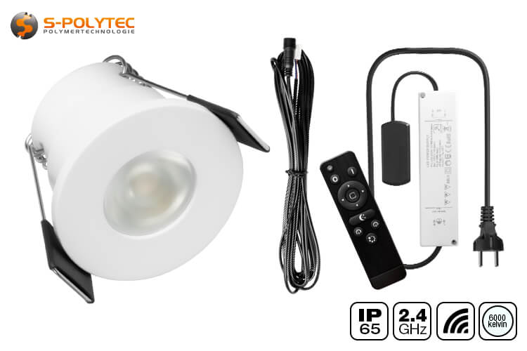 De 12V LED-buitenverlichting in koel wit (6000 Kelvin) is verkrijgbaar als set met 4, 6, 8 of 12 spots