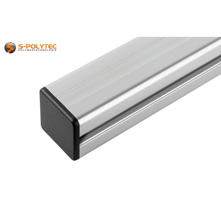 Kunststof sierlijsten om de groeven van bouwprofielen af te dekken beschermen tegen stof