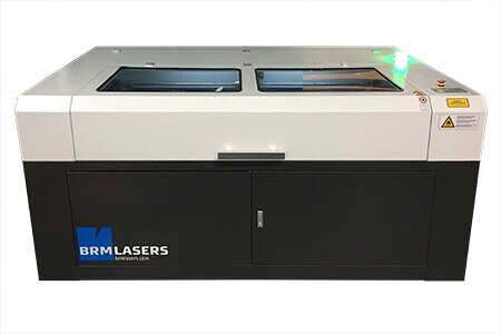 Onze nieuwe laser voor lasersnijden - een BRM100160 klasse 1 laser